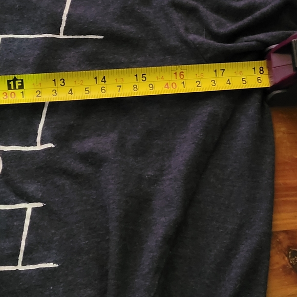 3/$50 Pink Floyd women's szM short sleeve band T. Navy blue - Picture 5 of 7